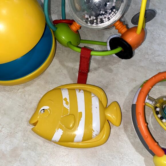 4 Baby Toys Bundle ( Infantino, Fisher-Price, Baby Einstein) 6m+ - Picture 8 of 9